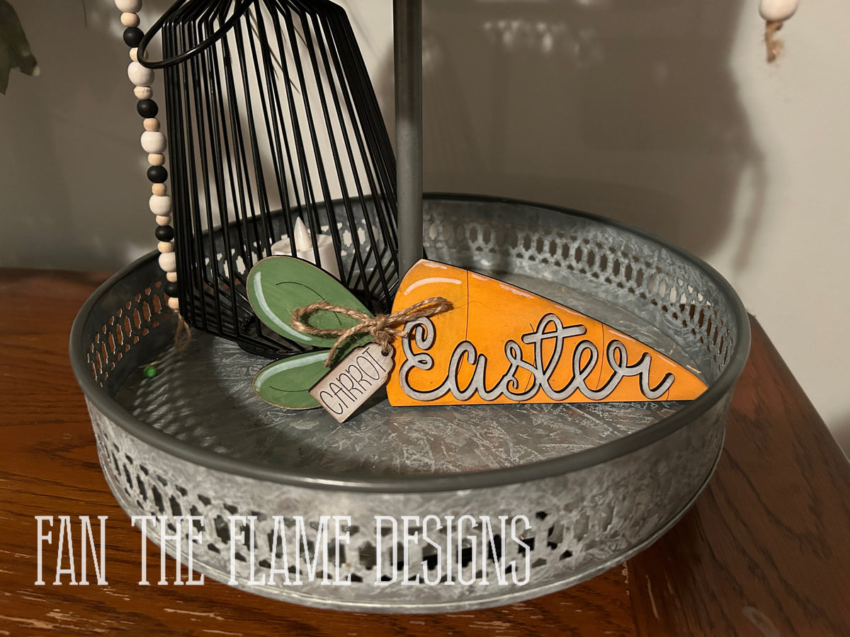 Carrot Shelf Sitter
