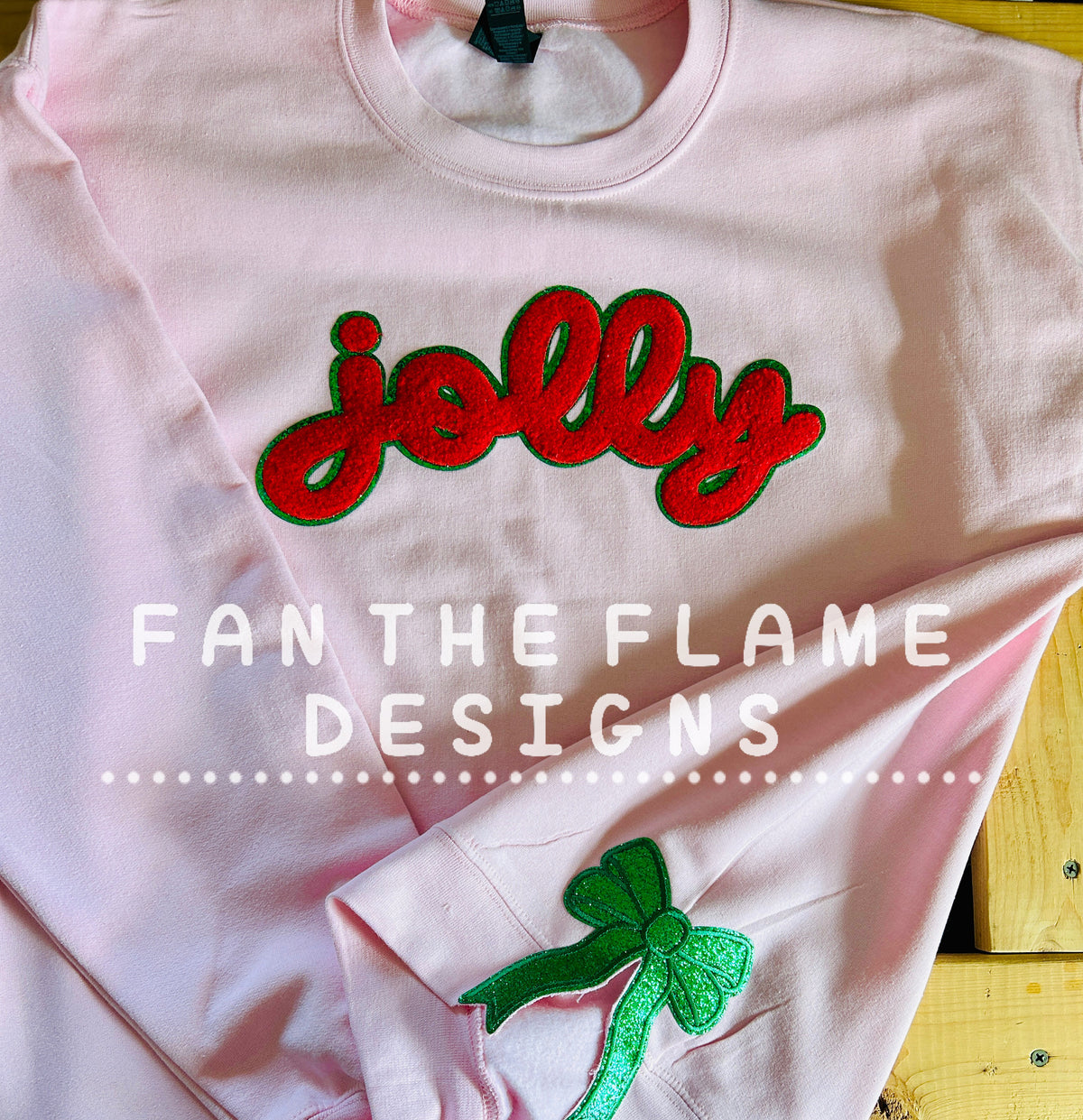 Jolly patch sweatshirt with bow patches
