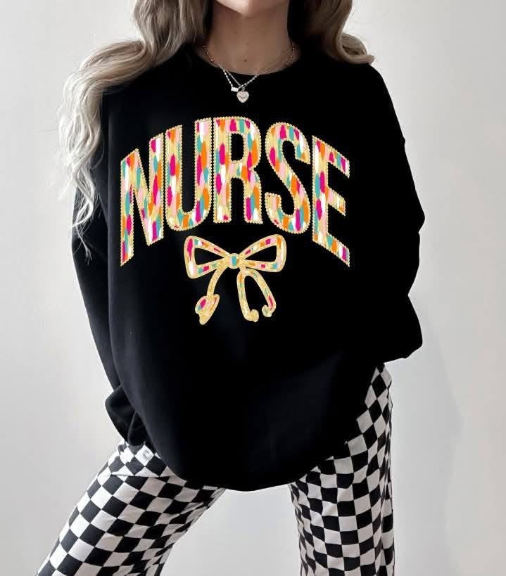 Nurse brushstroke with bow tee/sweatshirt