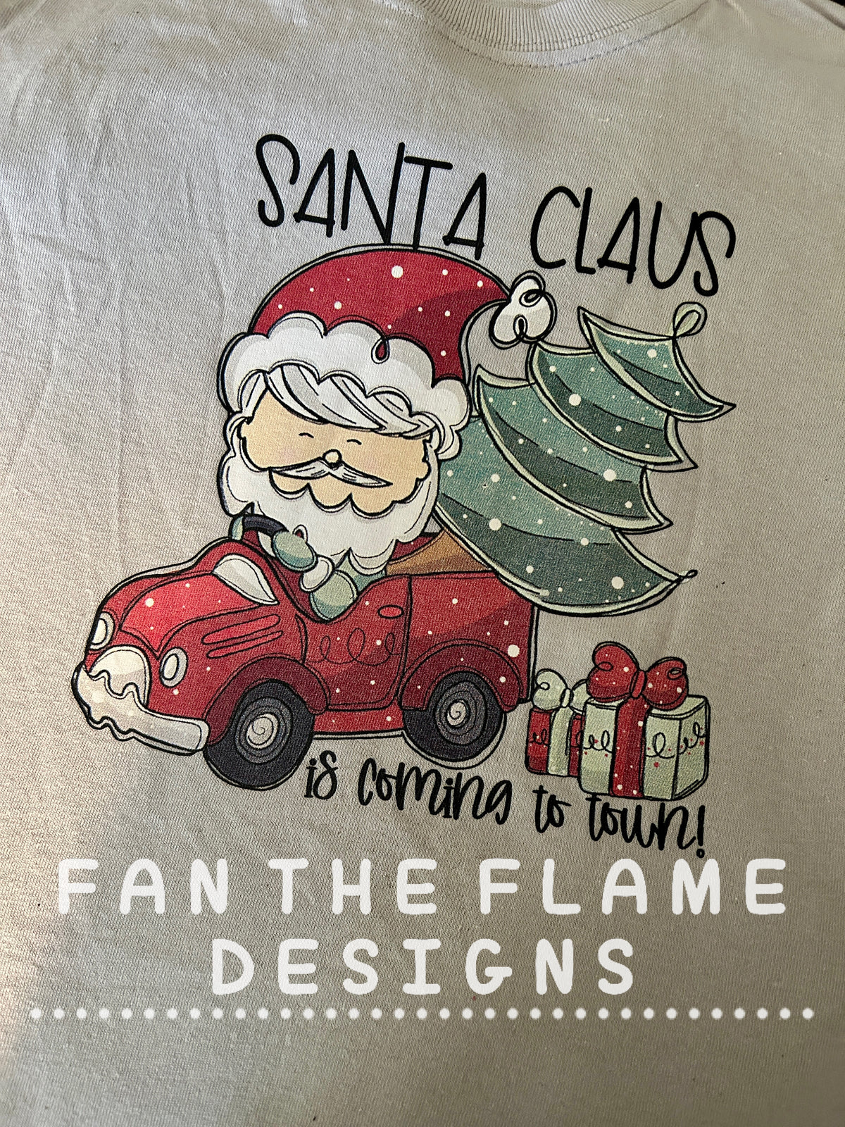 Santa Claus is coming to town Tee
